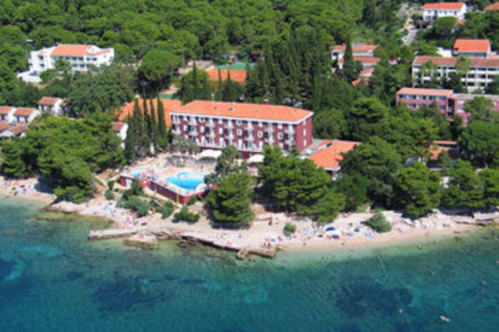 Hotel Entry