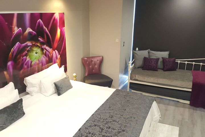 Room 13 of 62