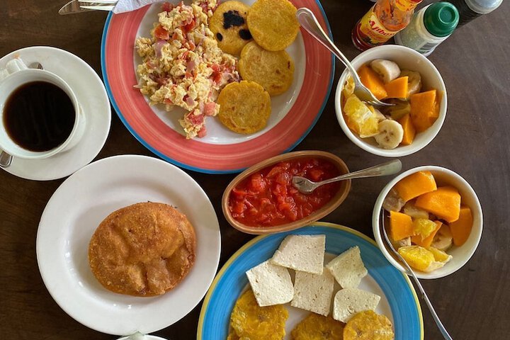 Breakfast/Coffee Service 15 of 22
