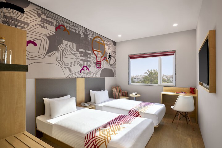 Room 7 of 47