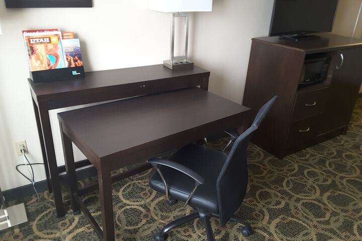 Room 14 of 39