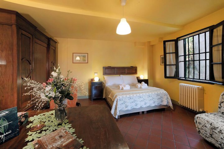 Room 2 of 86