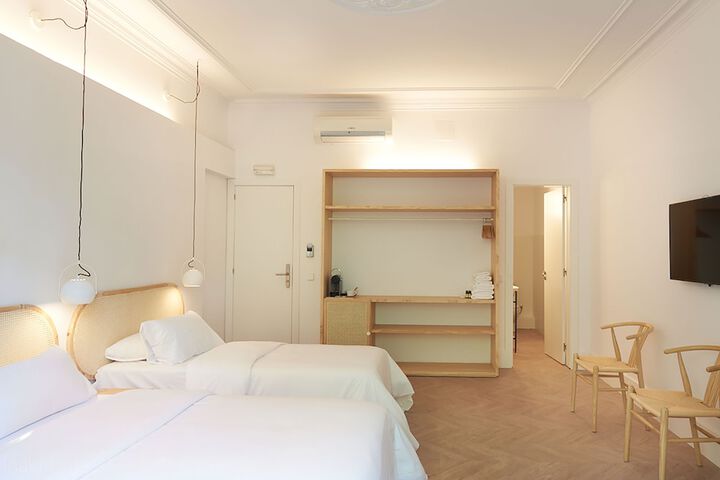 Room 15 of 61