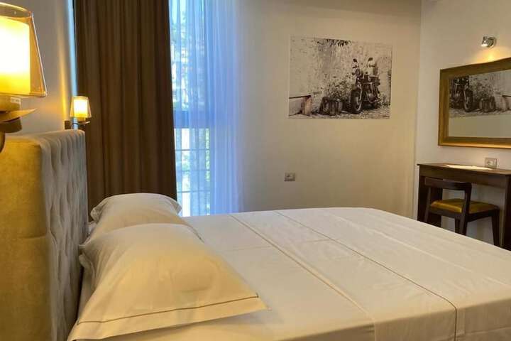 Room 65 of 114