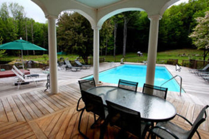 Pool 6 of 7