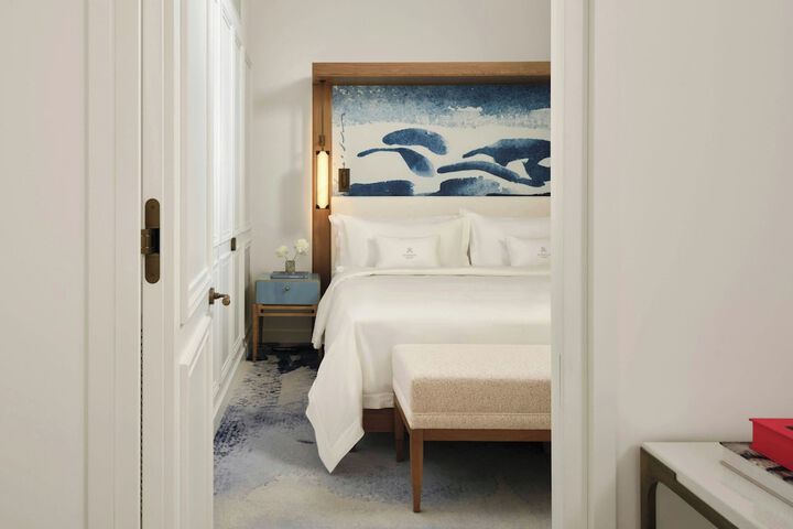 Room 46 of 168