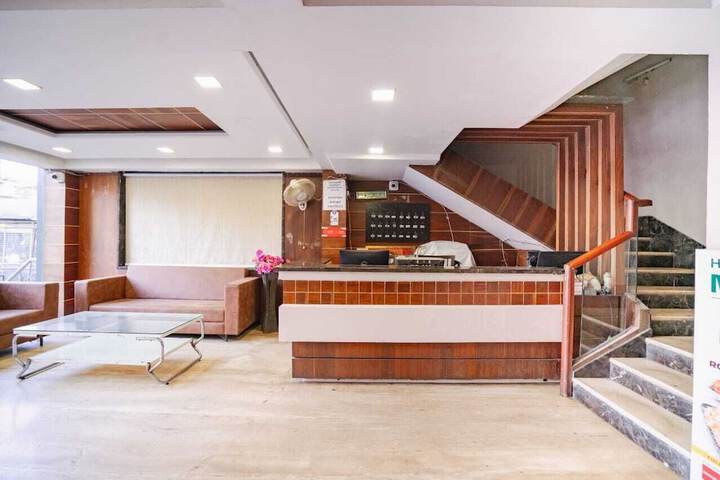 Hotel Interior 4 of 43