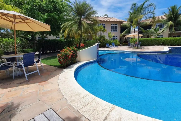 Pool 14 of 18