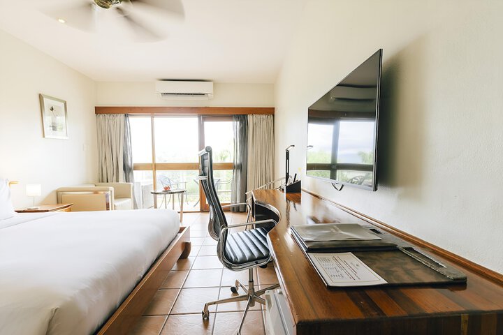 Room 47 of 100