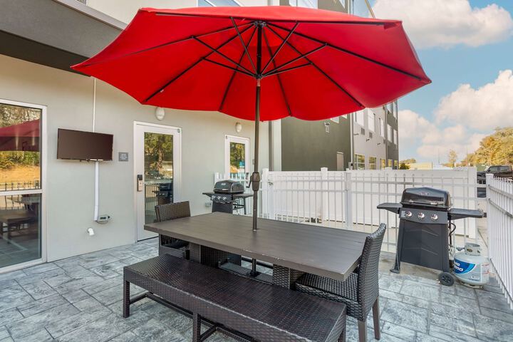BBQ/picnic area