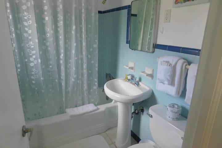 Room 22 of 36