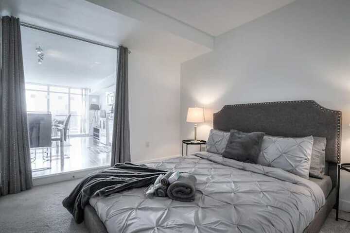 Lakeview Stay Retreat Hotel DT