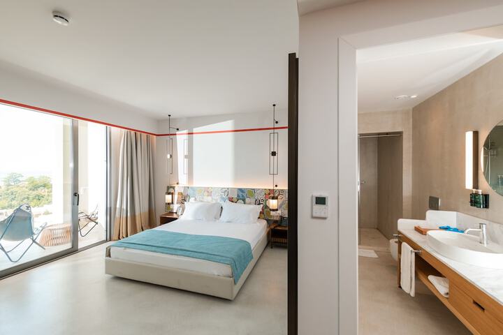 Room 39 of 115