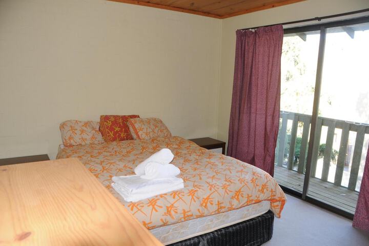 Room 18 of 42