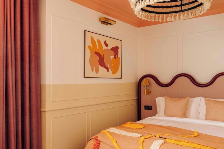 Room 55 of 128