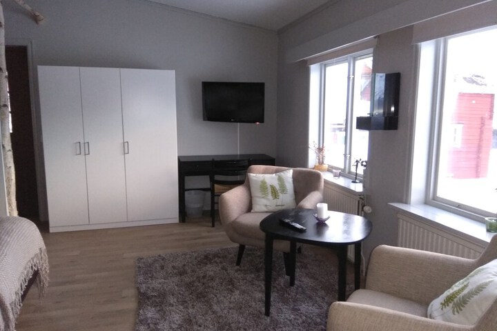 Room 17 of 36