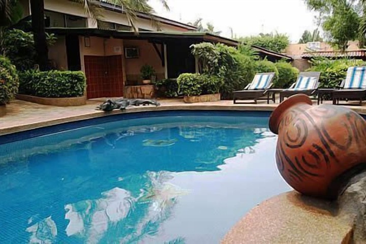 Pools & Facilities