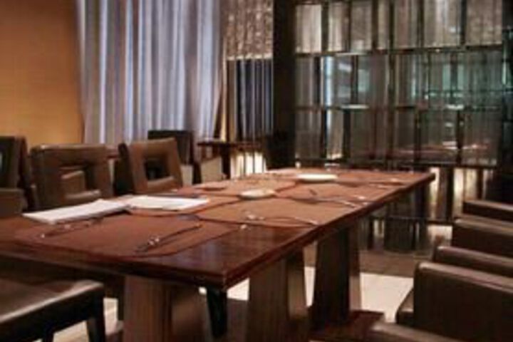 Dining 41 of 44