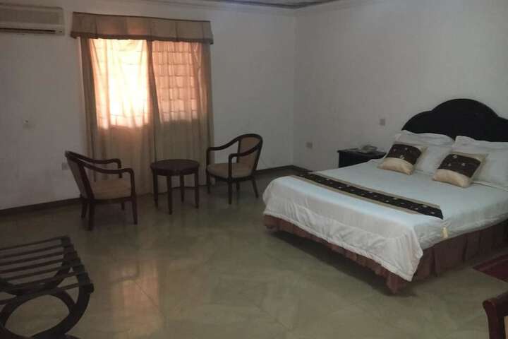 Room 5 of 21