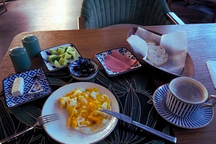 Breakfast/Coffee Service 43 of 63