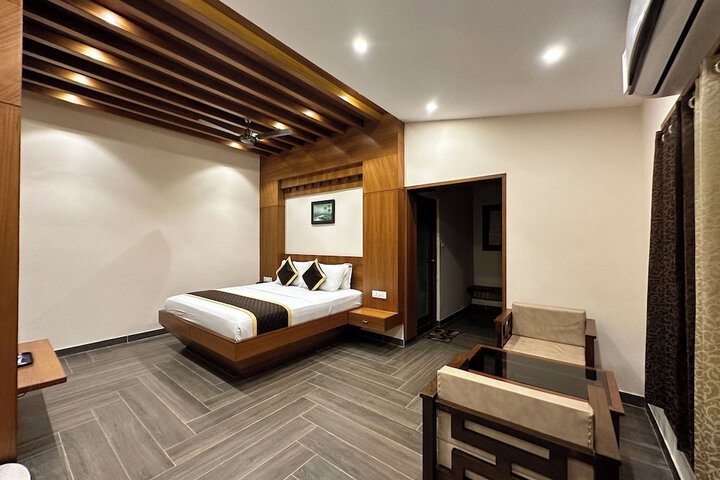 Room 5 of 71
