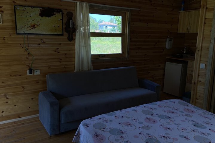 Room 15 of 84