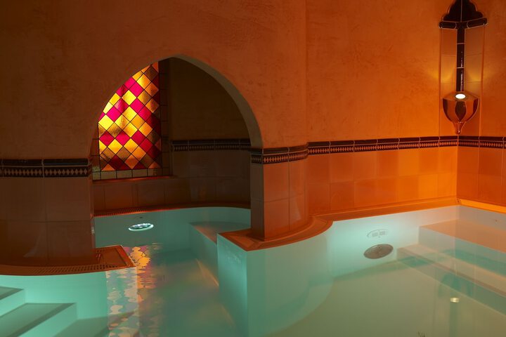 Spa 19 of 32