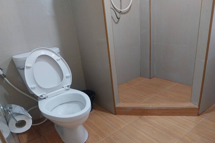 Room 71 of 89