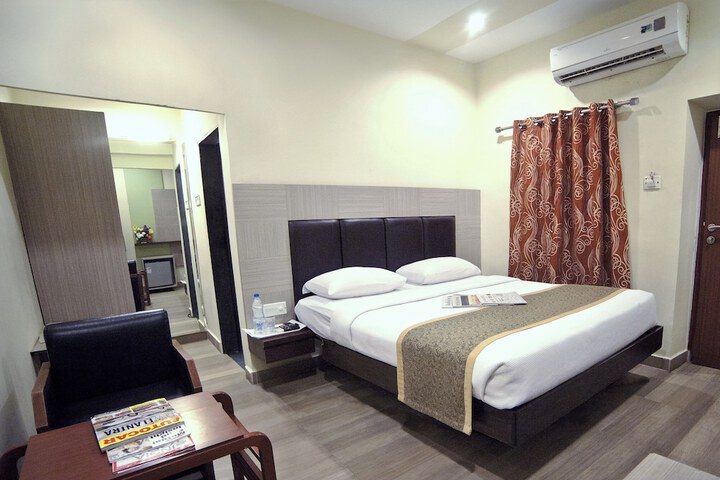 Room 2 of 14