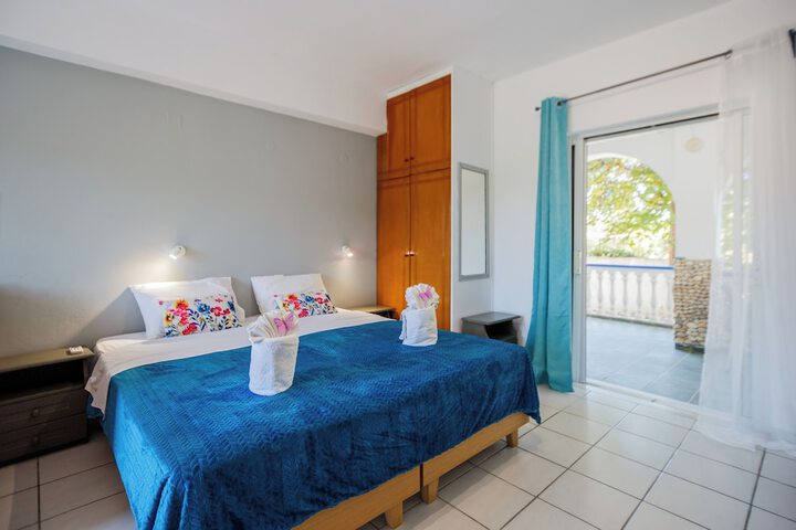 Room 14 of 40