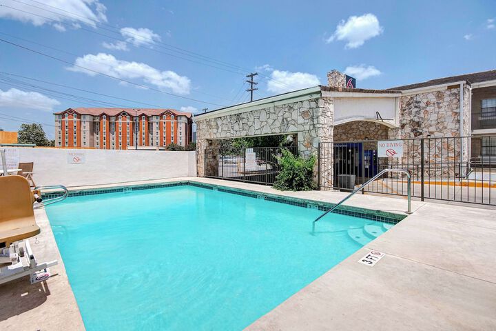 Pool 26 of 31