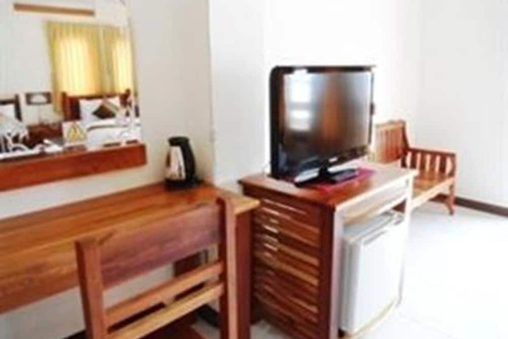 Room 6 of 37