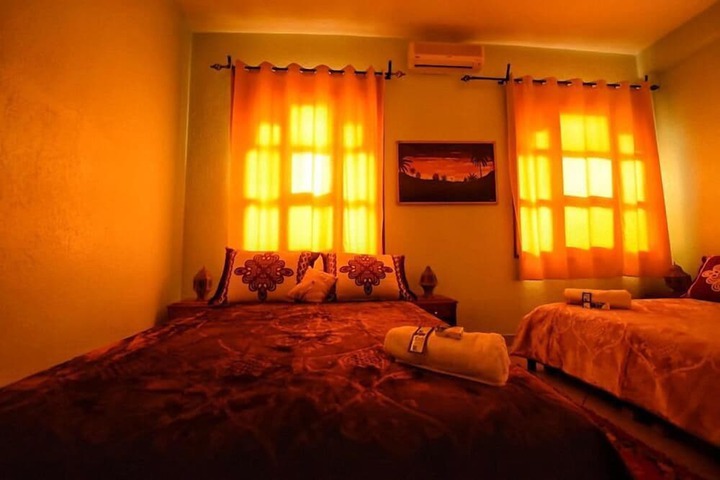 Room 10 of 27