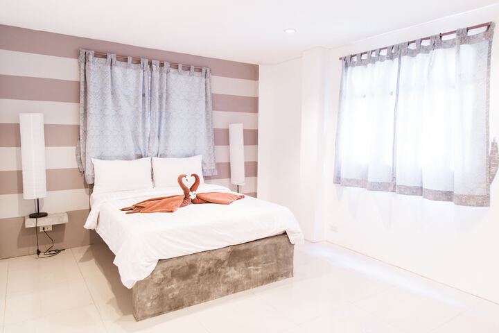 Room 41 of 353