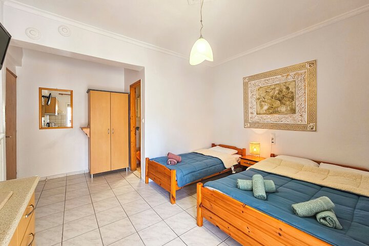 Room 16 of 69