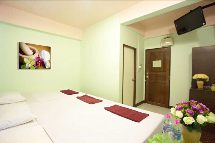 Photo 7