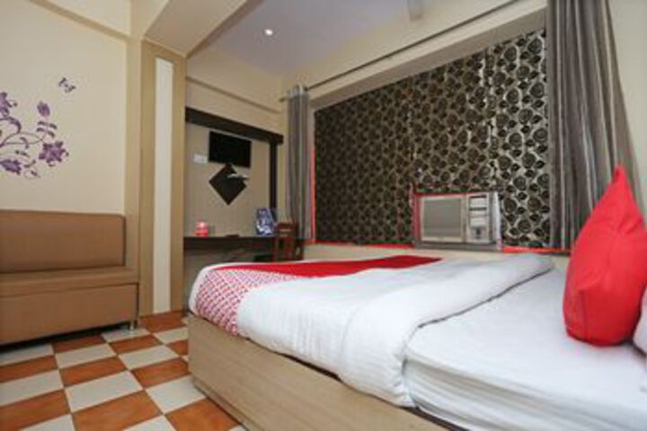 Room 20 of 34