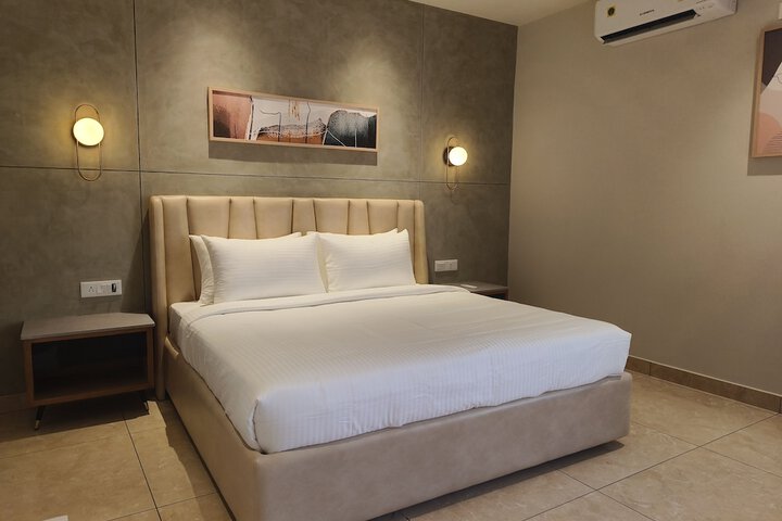 Room 10 of 46