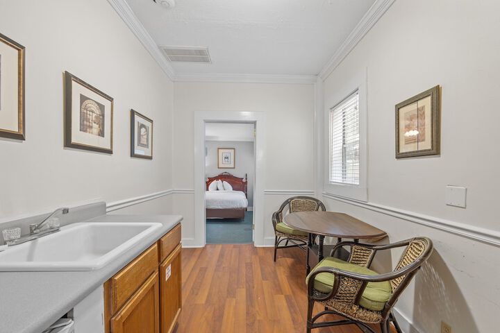 2 Double Beds (5 of 8)