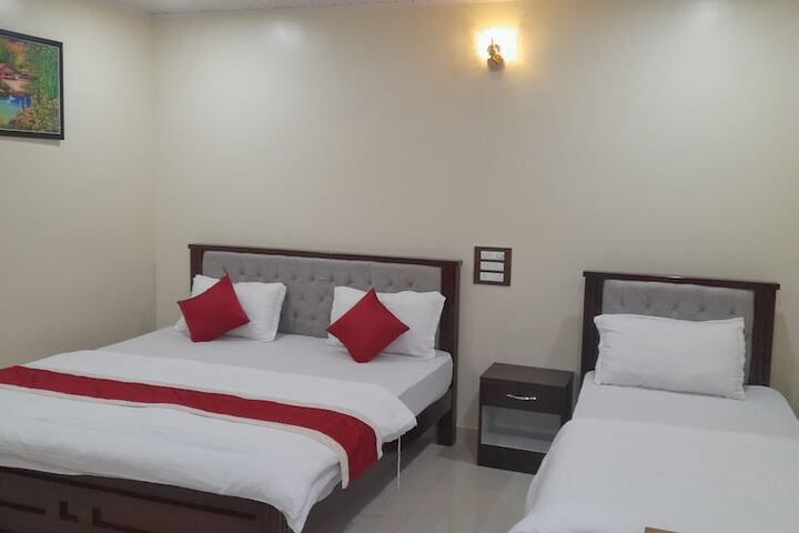 Room 8 of 38