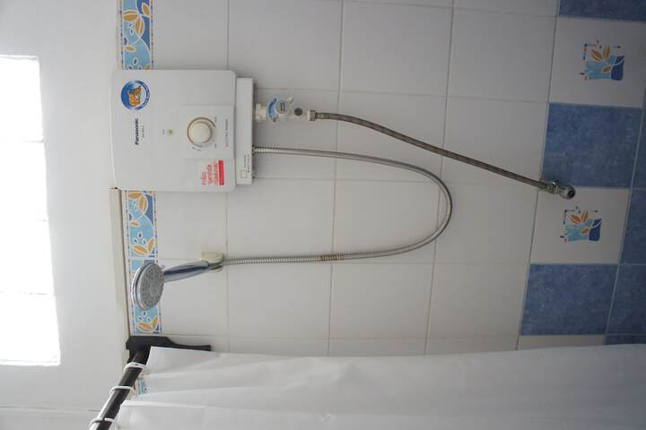 Room 18 of 26