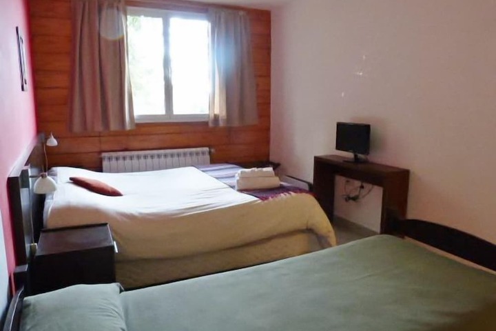 Room 9 of 32