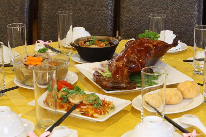 Dining 39 of 72