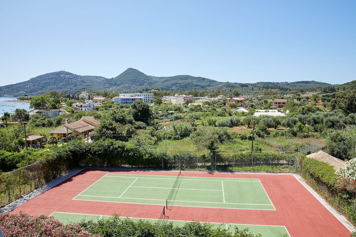 Tennis court