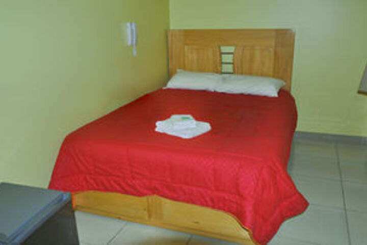 Room 12 of 22