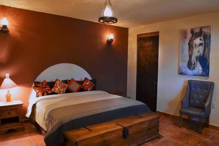 Room 8 of 39