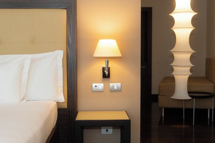 Room 45 of 132