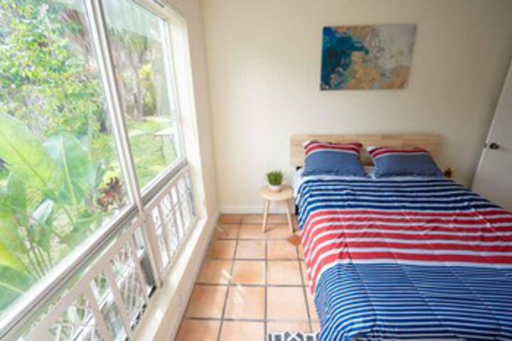 Hotel Exterior 13 of 50