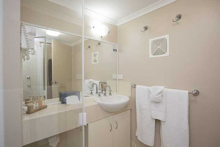 Room 20 of 29
