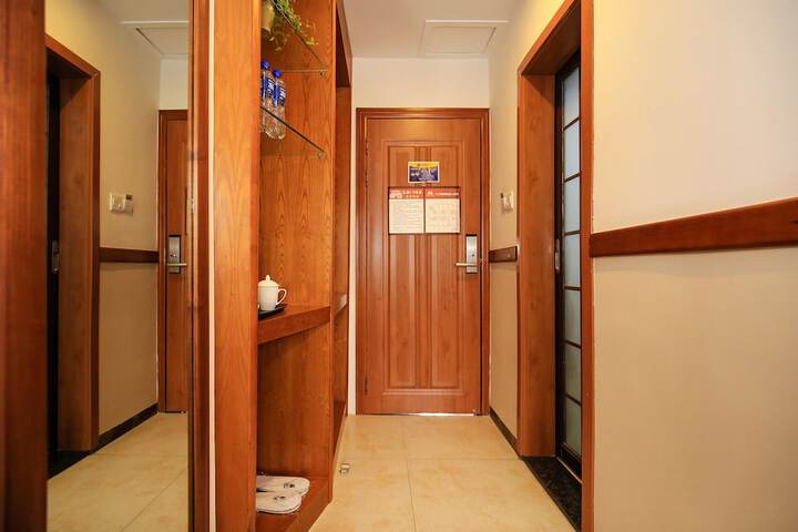 Room 26 of 51